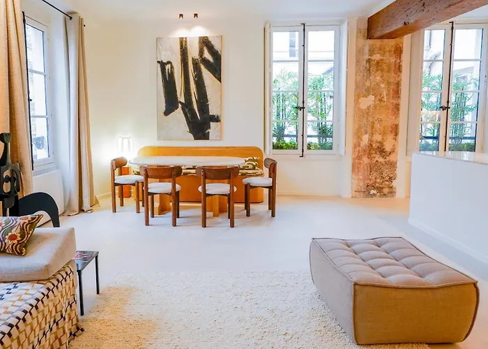 Refined Elegance In