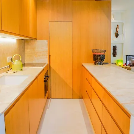 Apartamento Refined Elegance In