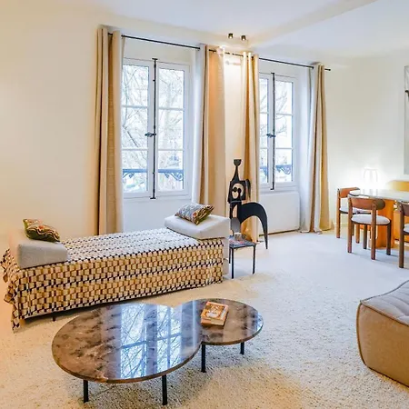 Refined Elegance In Apartment