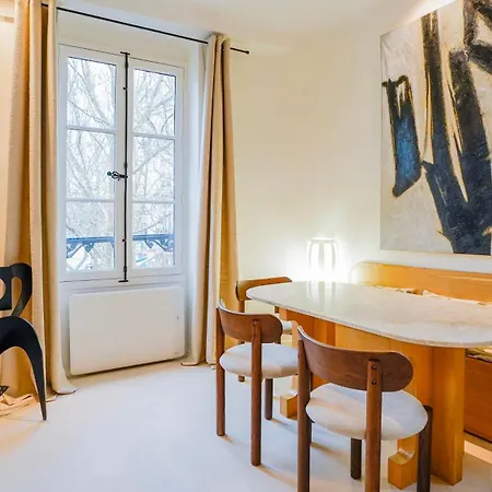Refined Elegance In Apartment Paris