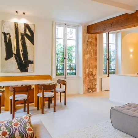 Refined Elegance In * Paris