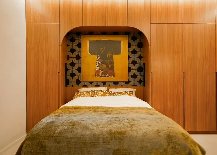 Apartman Refined Elegance In *